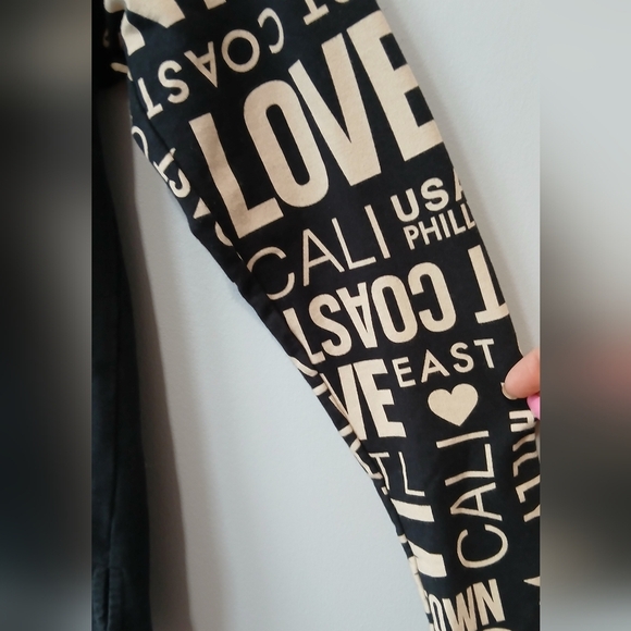 Forever 21 Black Long Sleeve Shirt with Graphic Sleeves Women's Small Casual - Picture 2 of 5